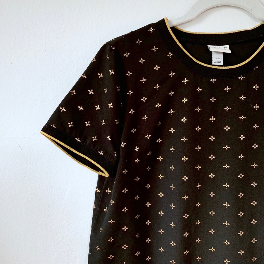 A New Day Black and Gold Short Sleeve Top